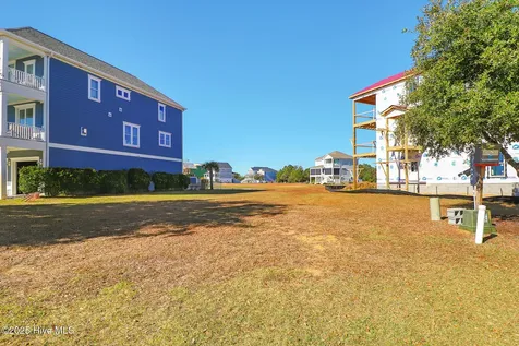 704 Cannonsgate Drive Newport NC 28570