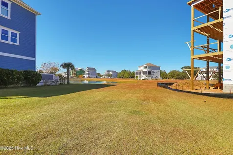 704 Cannonsgate Drive Newport NC 28570
