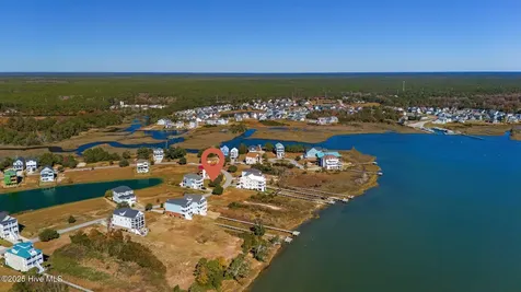 704 Cannonsgate Drive Newport NC 28570