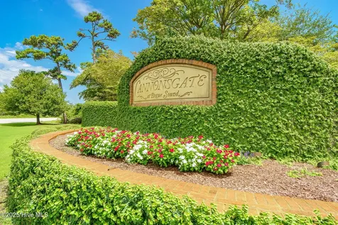 704 Cannonsgate Drive Newport NC 28570