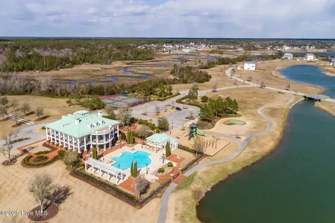 704 Cannonsgate Drive Newport NC 28570