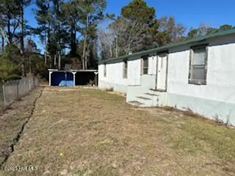 13241 Us Highway 17 Hampstead NC 28443