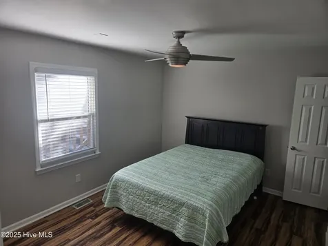 5901 Mclean Street Emerald Isle NC 28594