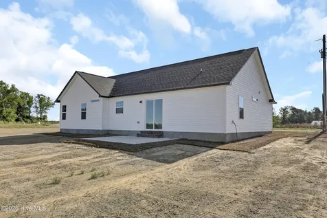 201 Megans Field Place Richlands NC 28574