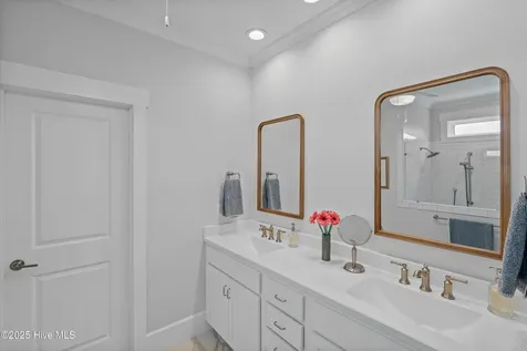145 W Keel Drive Hampstead NC 28443
