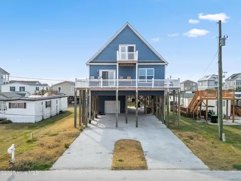 3011 3rd Street Surf City NC 28445