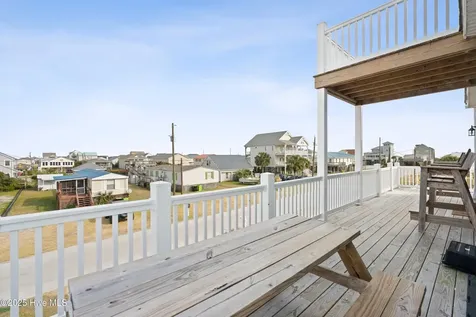 3011 3rd Street Surf City NC 28445