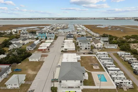301 Henderson Boulevard Atlantic Beach NC 28512