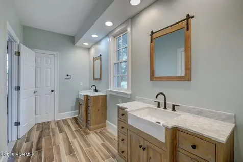 140 River Woods Drive Wallace NC 28466
