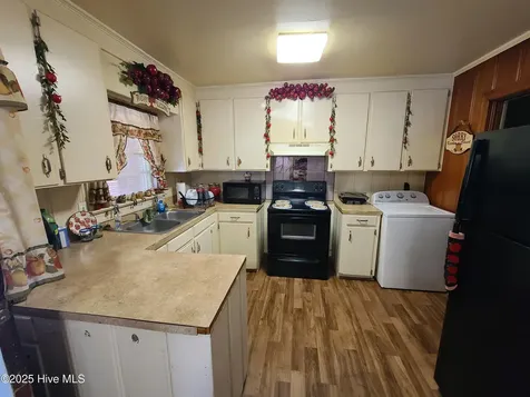 1904 Northwood Drive Kinston NC 28501