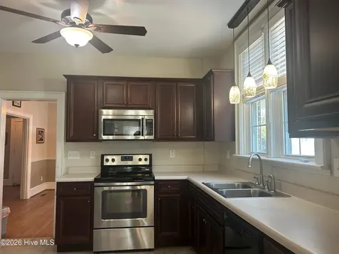 405 Sunset Avenue Clinton NC 28328
