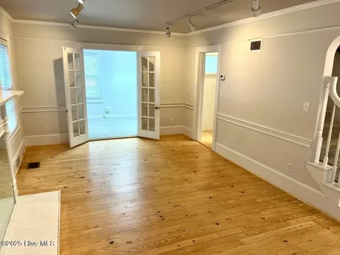220 S Front Street New Bern NC 28560