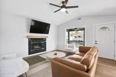 917 Riptide Lane Carolina Beach NC 28428