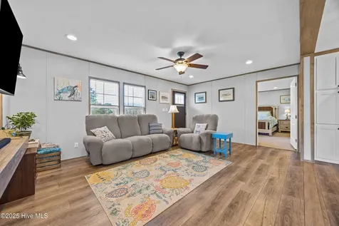 2157 Lakeside Avenue SW Supply NC 28462