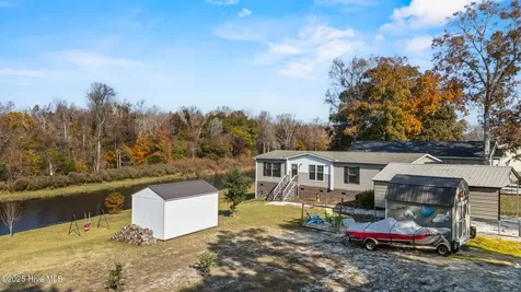 2157 Lakeside Avenue SW Supply NC 28462