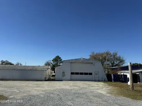 1120 Lt Hardee Road Greenville NC 27858