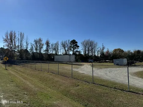 1120 Lt Hardee Road Greenville NC 27858