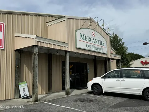 1708 E Broad Avenue Rockingham NC 28379