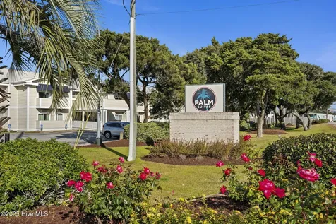602 W Ft Macon Road Atlantic Beach NC 28512