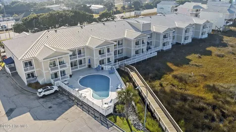 602 W Ft Macon Road Atlantic Beach NC 28512