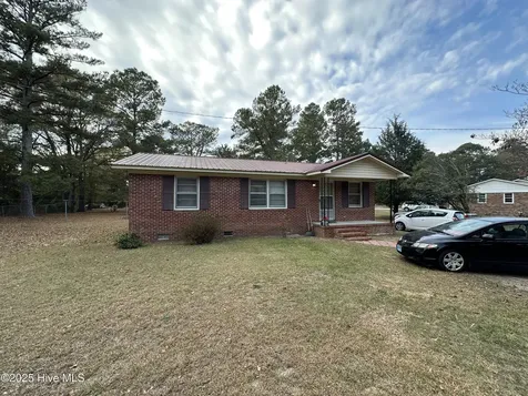 1751 S Highway 385 Bennettsville SC 29512