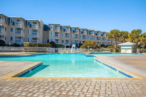 1904 E Ft Macon Road Atlantic Beach NC 28512