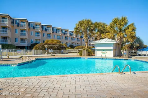 1904 E Ft Macon Road Atlantic Beach NC 28512