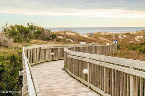 1904 E Ft Macon Road Atlantic Beach NC 28512