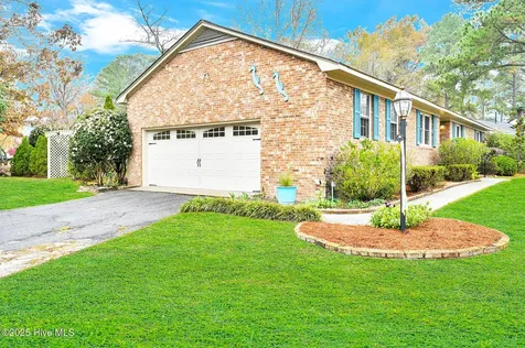 108 Wilkshire Drive Greenville NC 27858