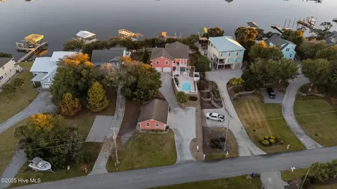 7023 Archers Creek Drive Emerald Isle NC 28594