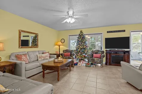 7023 Archers Creek Drive Emerald Isle NC 28594