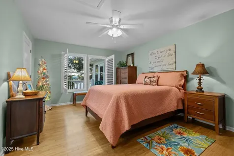 7023 Archers Creek Drive Emerald Isle NC 28594