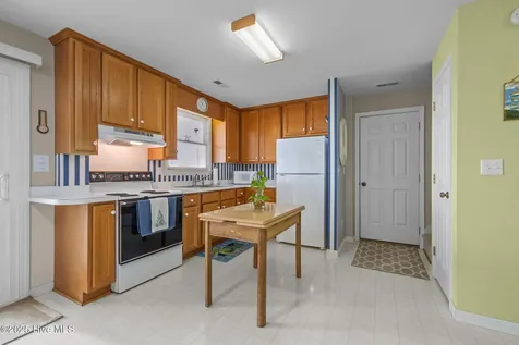 7023 Archers Creek Drive Emerald Isle NC 28594