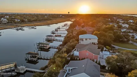 7023 Archers Creek Drive Emerald Isle NC 28594