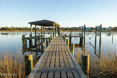 7023 Archers Creek Drive Emerald Isle NC 28594