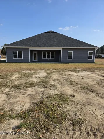 194 Poker House Road Grimesland NC 27837