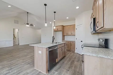 302 Ellington Way La Grange NC 28551