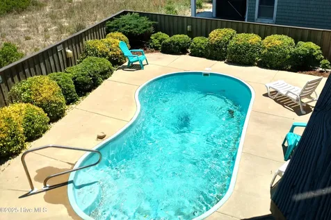 721 Crown Point Circle Corolla NC 27927