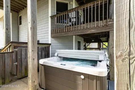 721 Crown Point Circle Corolla NC 27927