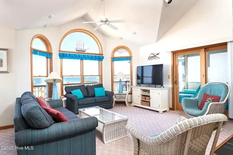 721 Crown Point Circle Corolla NC 27927