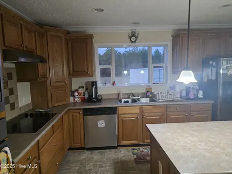 394 Bullard Pit Circle Autryville NC 28318