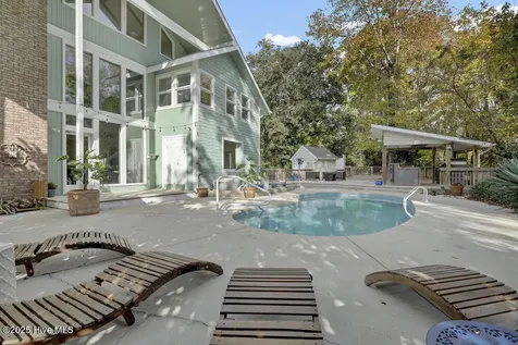 2001 Cordgrass Road Hampstead NC 28443