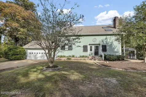 2001 Cordgrass Road Hampstead NC 28443
