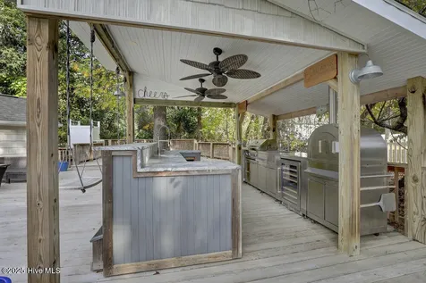 2001 Cordgrass Road Hampstead NC 28443