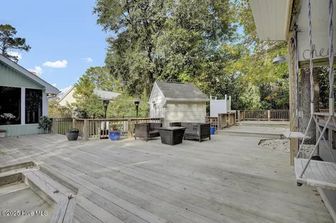 2001 Cordgrass Road Hampstead NC 28443