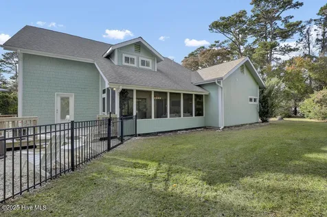 2001 Cordgrass Road Hampstead NC 28443