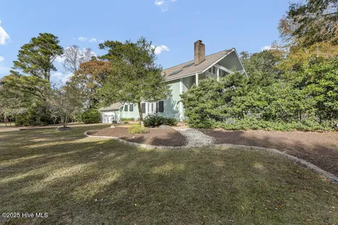 2001 Cordgrass Road Hampstead NC 28443