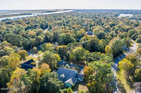2001 Cordgrass Road Hampstead NC 28443