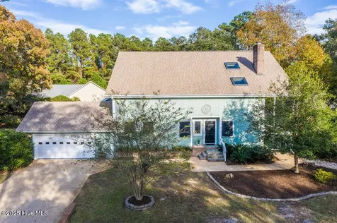 2001 Cordgrass Road Hampstead NC 28443
