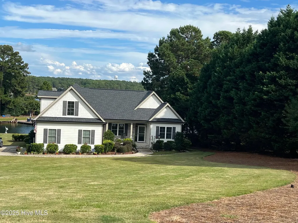 127 Shaw Drive West End NC 27376